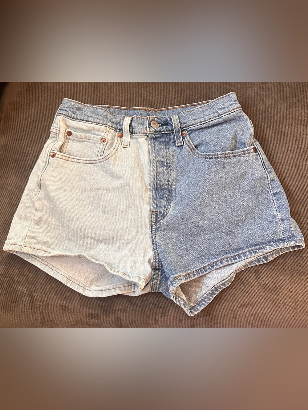 Levi’s color block 501 High-Waist Two-Tone Denim Shorts - size 28